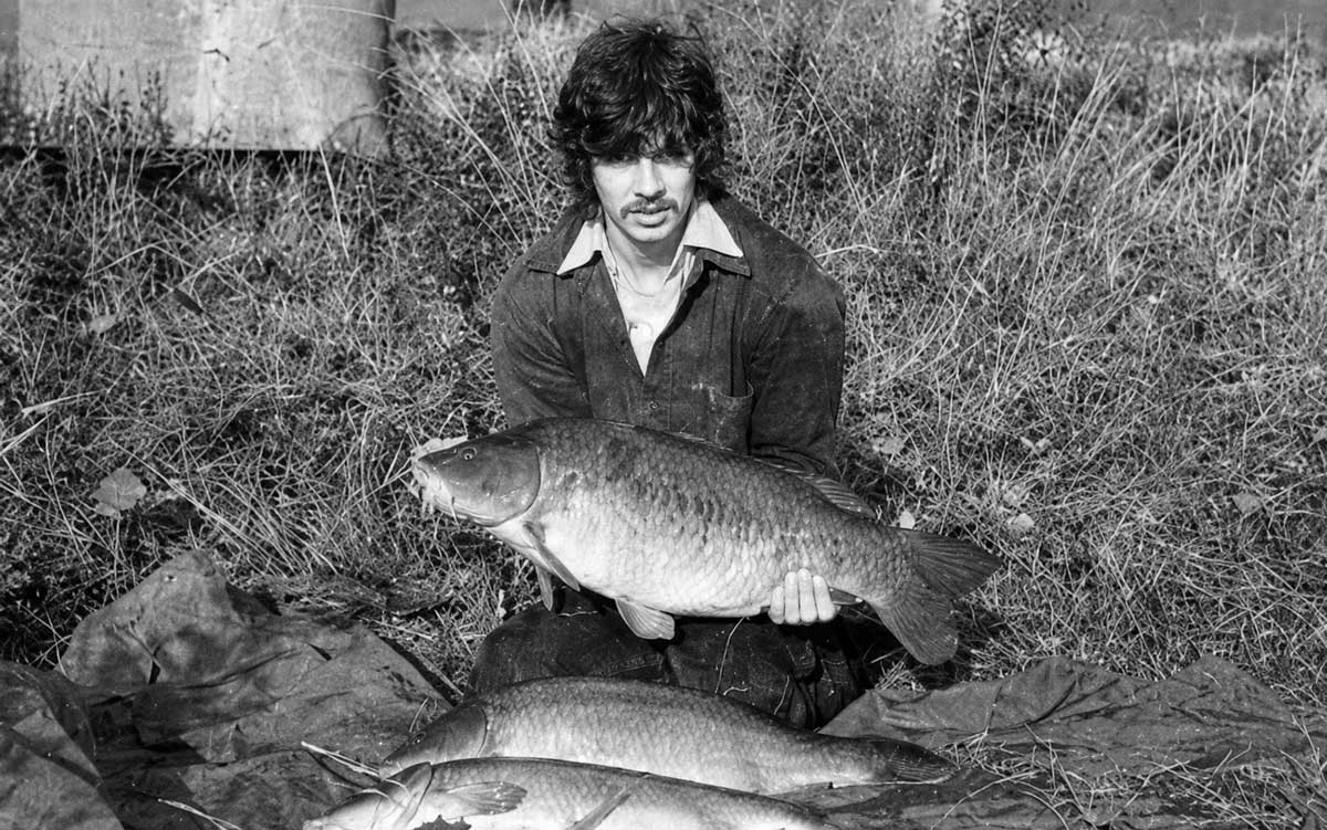 Kevin Nash u 1970-im godinama s ranim ulovima šarana – početak razvoja koji je snažno obilježio moderni šaranski ribolov