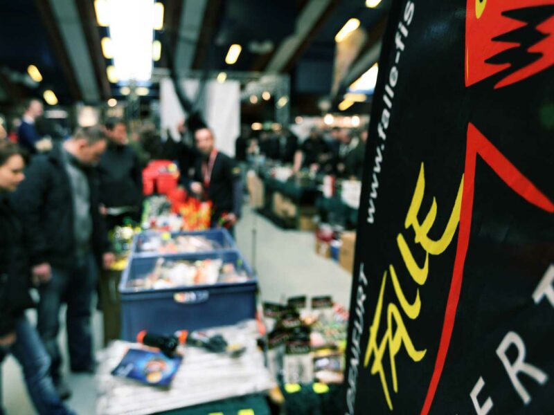 Falle Fischertreff Klagenfurt und Villach mit Karpfen Tackle, Raubfisch Tackle und Angelzubehör auf der Carp Austria Fischerei Messe