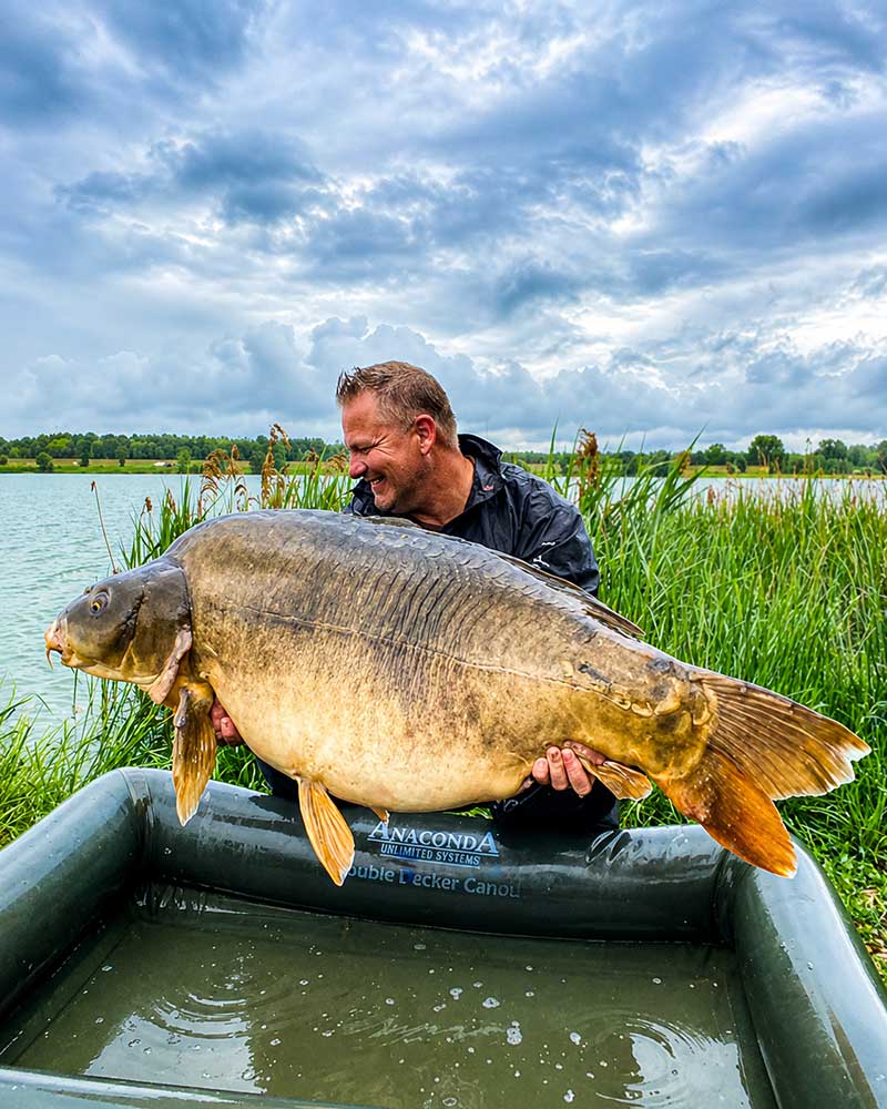Frank Schmidt beim Angeln Vortrag als Boilie Experte auf der Carp Austria