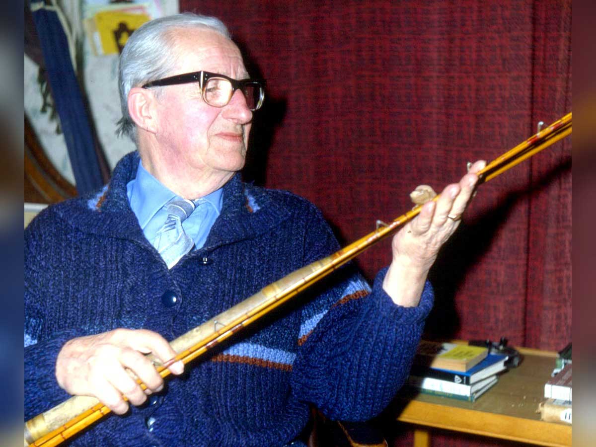 Harry Grief sa šaranom iz Dagenham Lake od 25 lb 12 oz iz 1950. godine, blizu rekorda koji je držao Albert Buckley