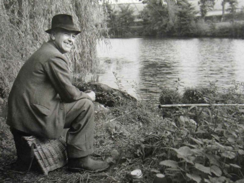 Karpfenangeln in England mit Redmire Pool, britischen Karpfenlegenden und Ursprung moderner Carp-Fishing-Methoden