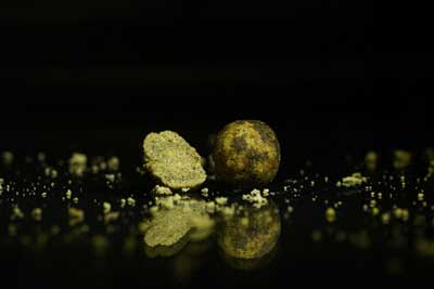Black Label Baits 25 inzztant tuna boilie black label baits