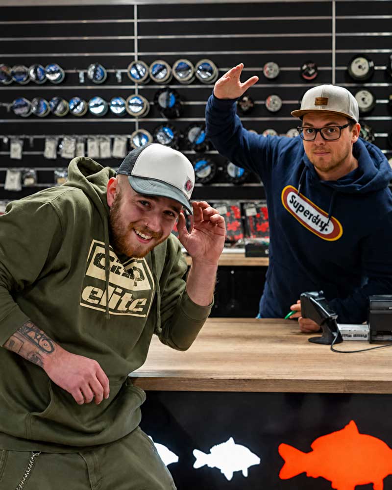 Angelshop CarpElite mit Karpfen Tackle, Angelzubehör und Karpfenködern auf der Carp Austria Angelmesse