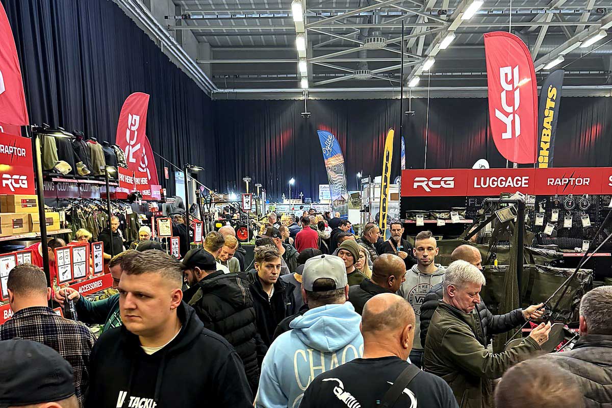 Raptor Boats: Angelboote, Schlauchboote & Elektromotoren für Angler – Premium Aussteller der Carp Austria