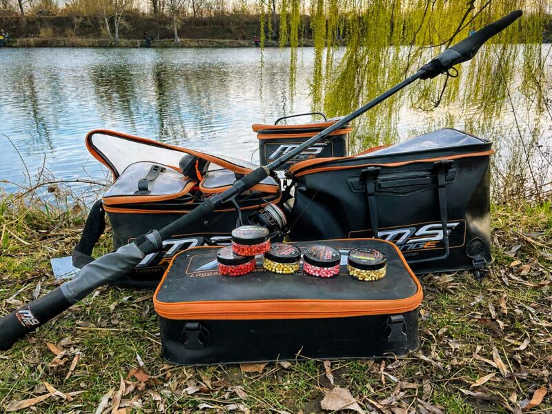 MS Range Messestand mit Feederruten, Matchruten und Method Feeder Ausrüstung auf der Carp Austria Fischerei Messe