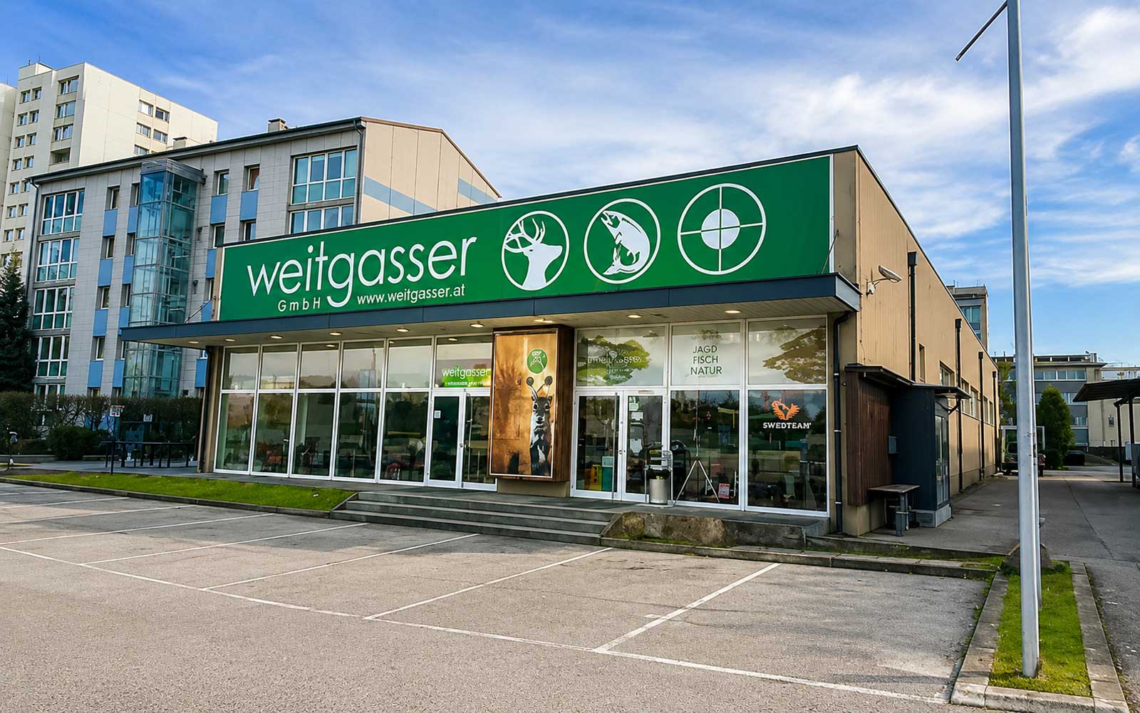 Weitgasser Jagen und Fischen als Angelgeschäft in Linz-Leonding für Fischereibedarf, Angelzubehör, Lebendköder und Gewässerkarten in Oberösterreich