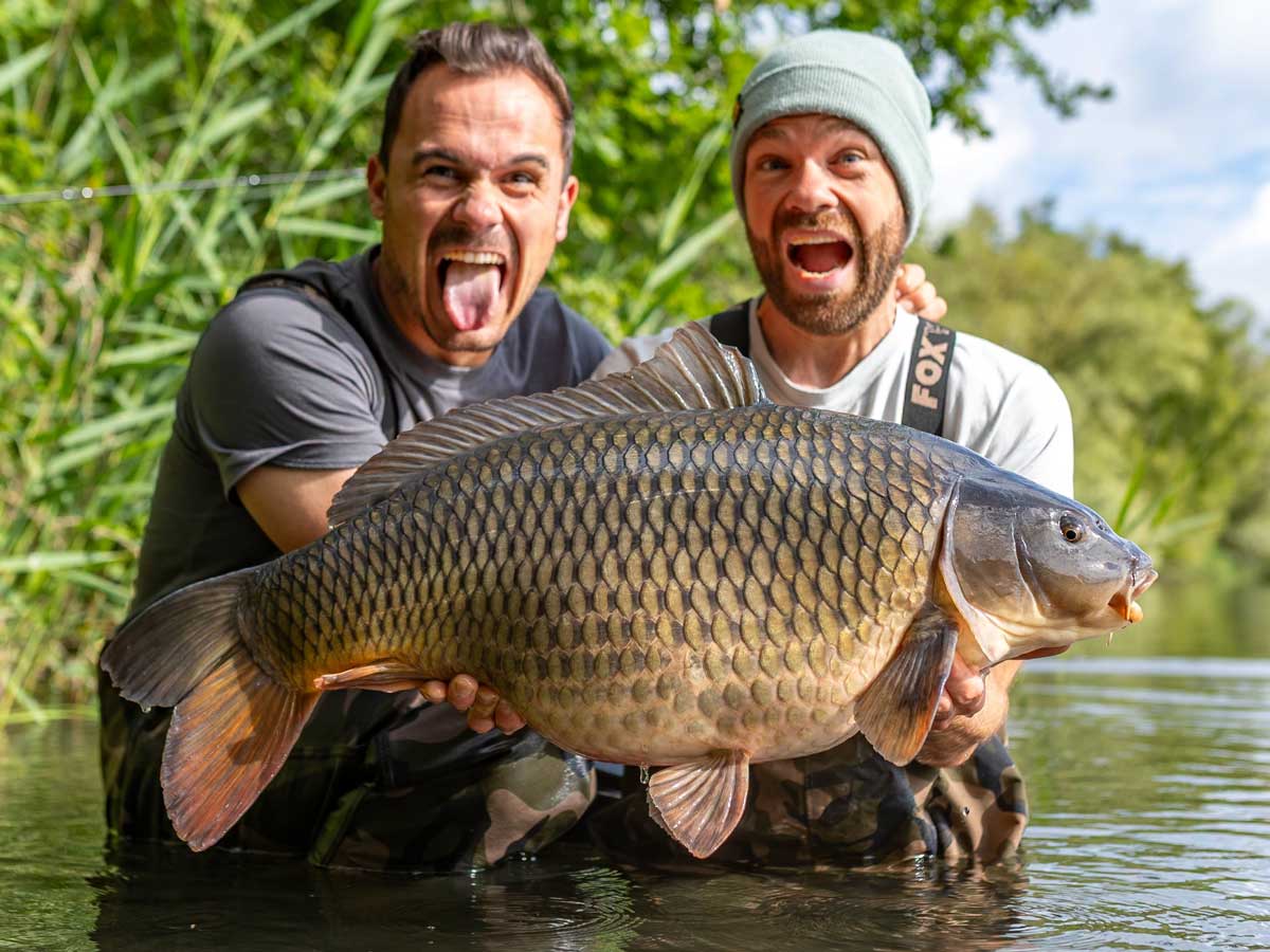 Benjamin Versemann und Finn Wirschull von NVIBE Baits