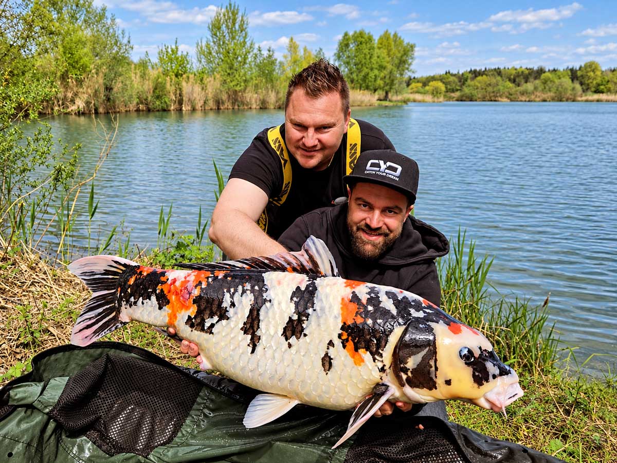 Team hinter Catch Your Dream Lakes und den beiden Angelgewässern bei Fürstenfeld
