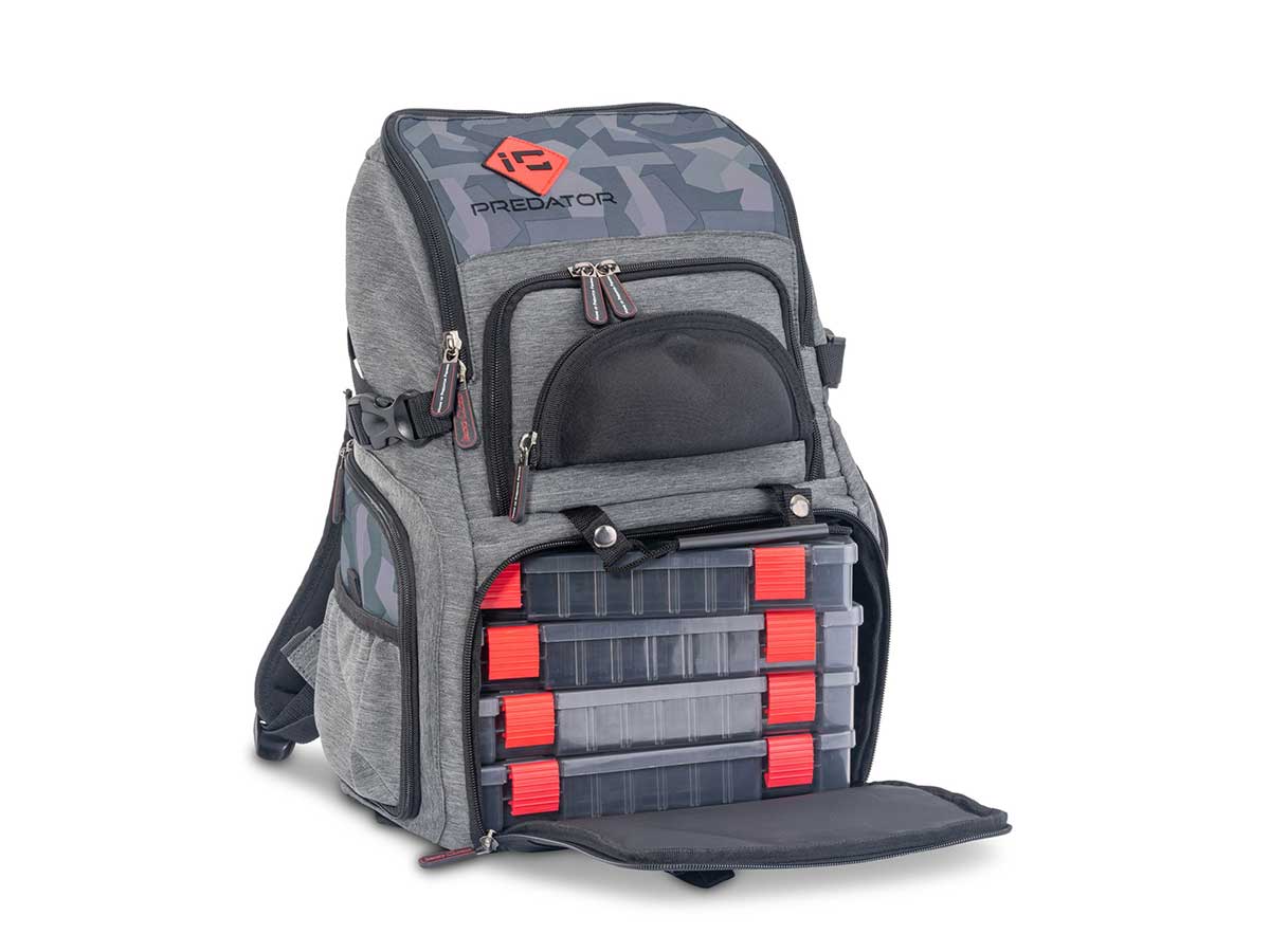Geöffneter Iron Claw Back Packer II mit vier Vario Boxen 275